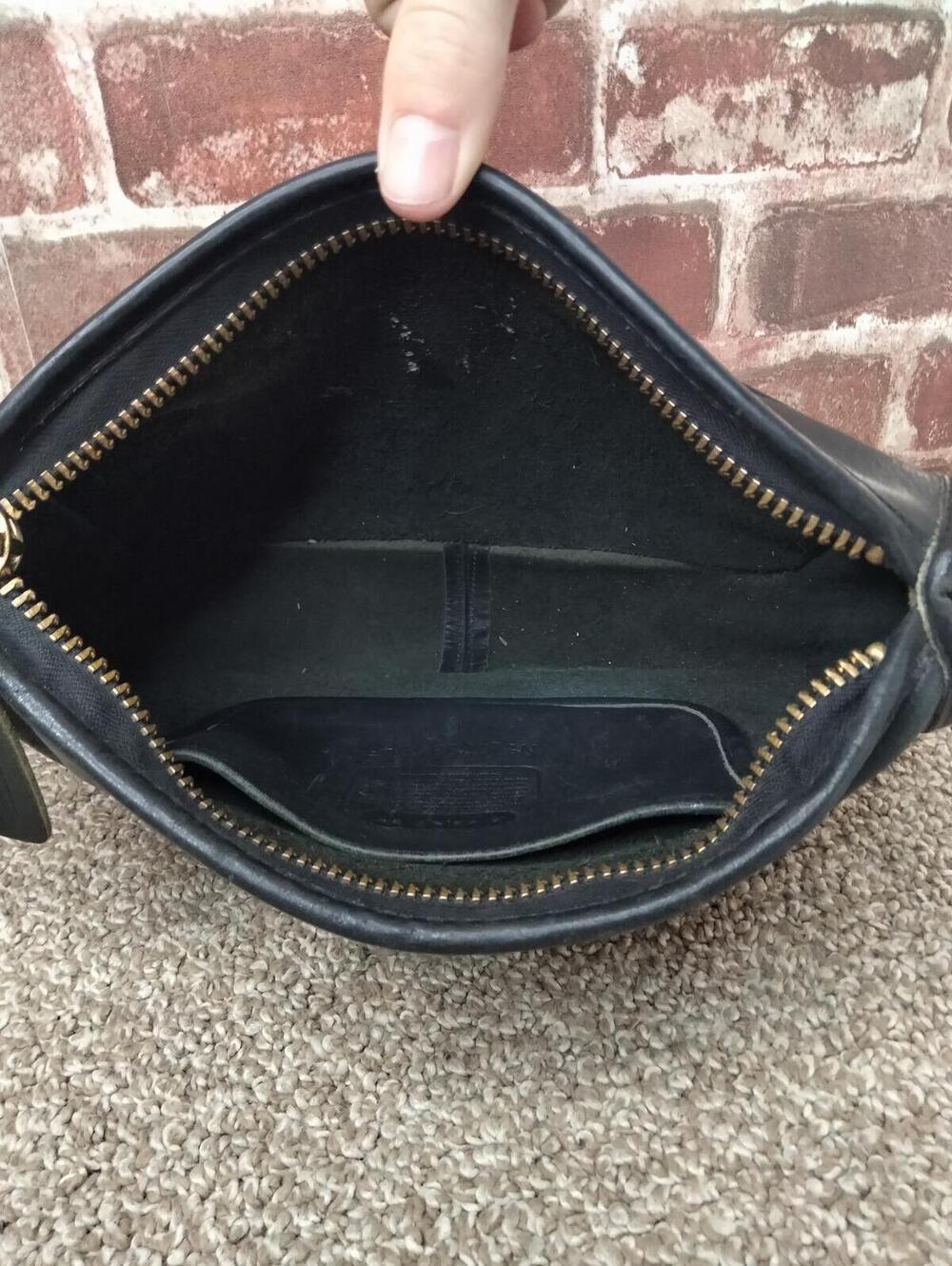 Coach Vintage Companion Crossbody 9300 Leather Shoulder Bag Black Purse - Picture 3 of 9